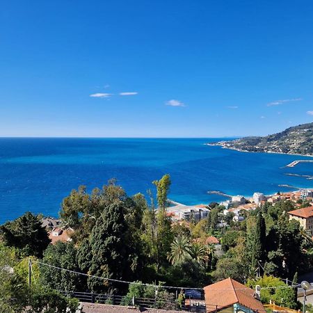 La Finestra Sul Golfo Appartement Ospedaletti Buitenkant foto