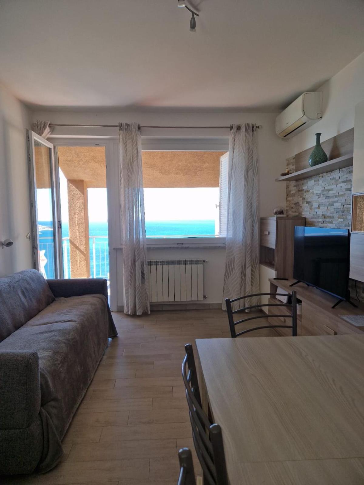 La Finestra Sul Golfo Appartement Ospedaletti Buitenkant foto