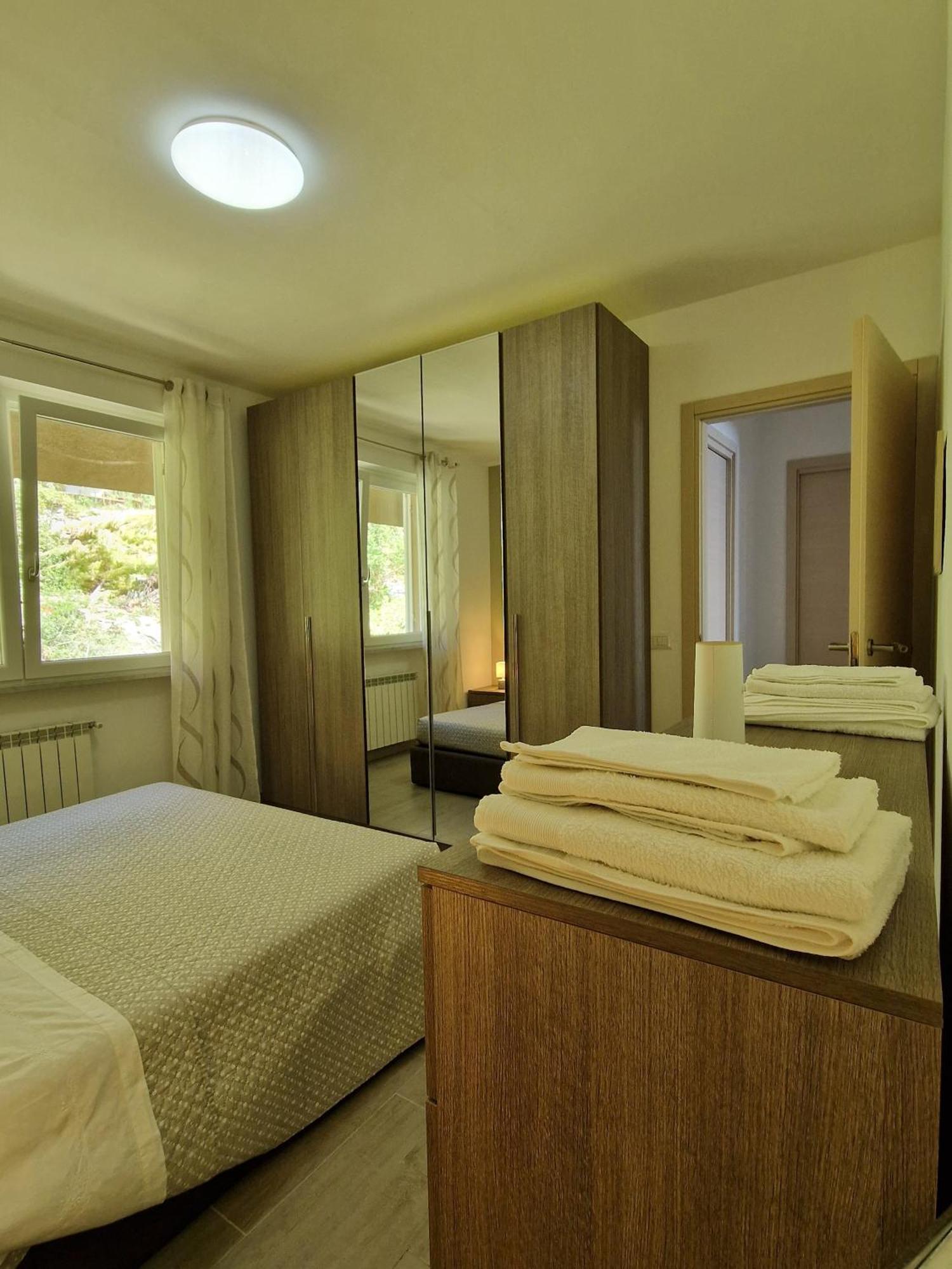 La Finestra Sul Golfo Appartement Ospedaletti Buitenkant foto